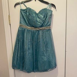 Formal/homecoming dress